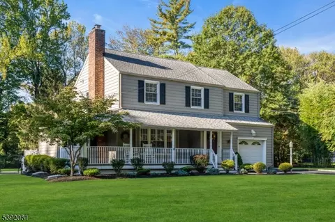 1232 Sunnyfield Ln, Scotch Plains, NJ 07076