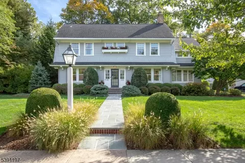 432 Walton Rd, Maplewood, NJ 07040