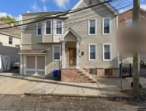 78 S 6th St, Newark, NJ 07107