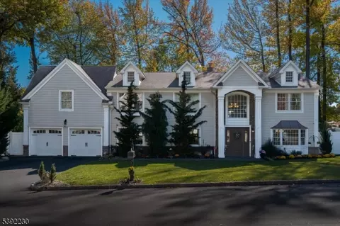 19 State St, Clark, NJ 07066