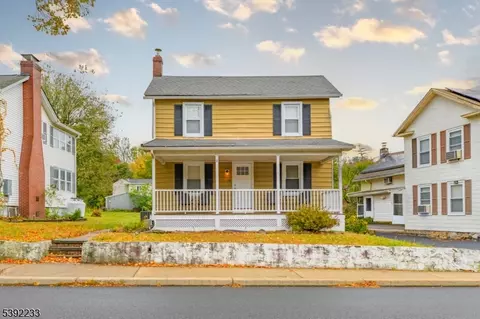 138 Belvidere Ave, Oxford, NJ 07863