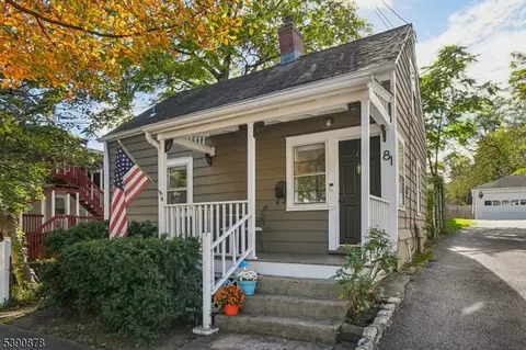 81 Macculloch Ave, Morristown, NJ 07960