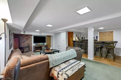 71 Lake Trl E, Wayne, NJ 07470 photo 25