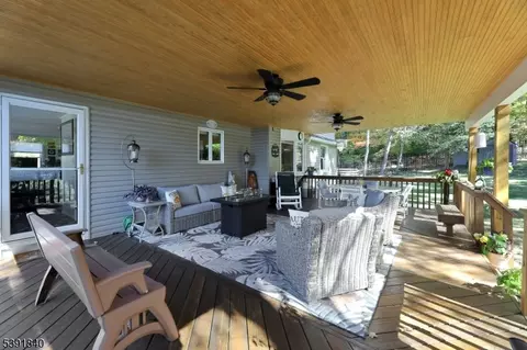 71 Lake Trl E, Wayne, NJ 07470 photo 8