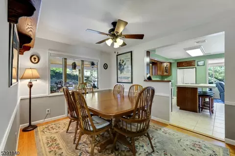 71 Lake Trl E, Wayne, NJ 07470 photo 14