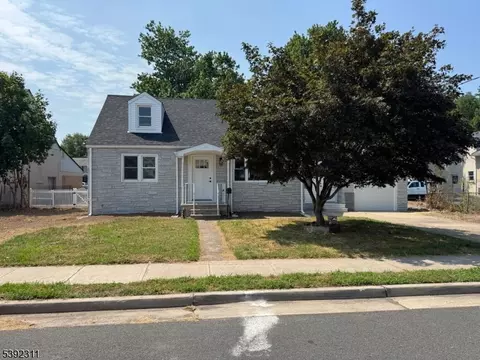 16 S 3rd Ave, Manville, NJ 08835