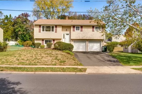 85 Winston Dr, Somerset, NJ 08873