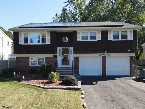 1621 Albert St, Piscataway, NJ 08854