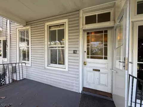 16 Beauvoir Ave, Summit, NJ 07901