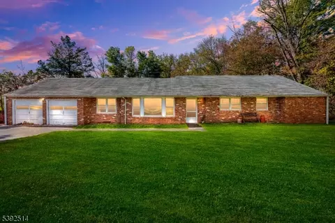 731 Cedarbrook Rd, Bridgewater, NJ 08807