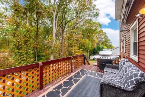 101 Linden Rd, Wayne, NJ 07470 photo 22