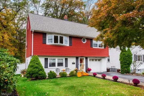 101 Linden Rd, Wayne, NJ 07470 photo 3