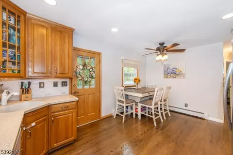 101 Linden Rd, Wayne, NJ 07470 photo 14