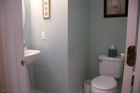 6 Micheline Ct, Wayne, NJ 07470 photo 9