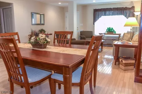 6 Micheline Ct, Wayne, NJ 07470 photo 4