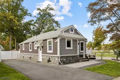 298 4th Ave, Hawthorne, NJ 07506