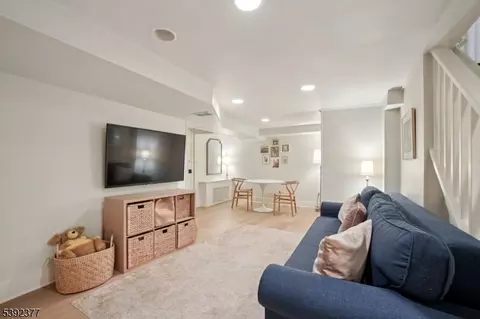 109 Mountain Ave, Summit, NJ 07901 photo 25