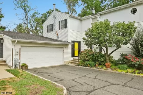 658 Ridgewood Rd #2, Maplewood, NJ 07040