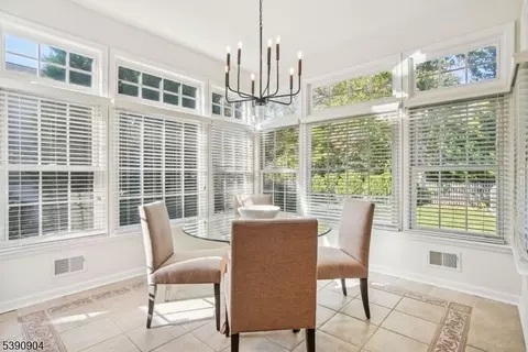 Dining - 49 Oakland Pl, Summit, NJ 07901 photo 2 of 2