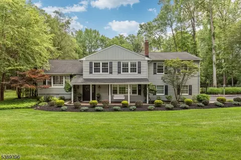 49 Highlander Dr, Scotch Plains, NJ 07076