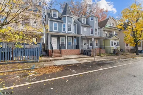 184 Seymour Ave, Newark, NJ 07108