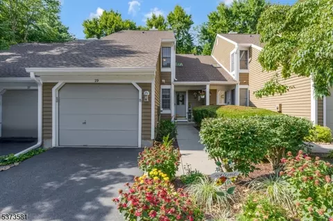29 Stone Run Rd, Bedminster, NJ 07921