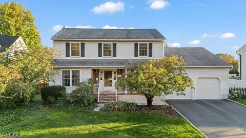 132 Harris Ave, Middlesex, NJ 08846