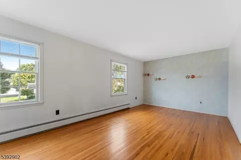 132 Harris Ave, Middlesex, NJ 08846 photo 26