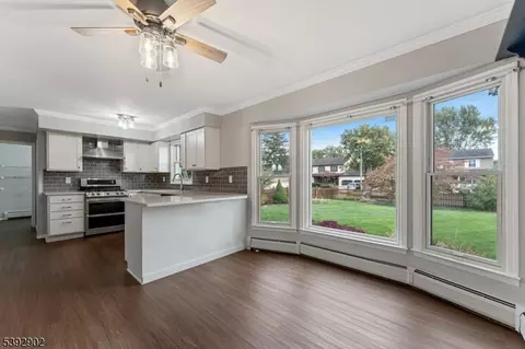 132 Harris Ave, Middlesex, NJ 08846 photo 16