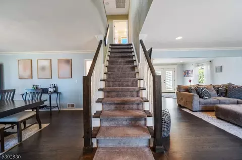 25 Glenview Rd, Nutley, NJ 07110 photo 22