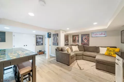 25 Glenview Rd, Nutley, NJ 07110 photo 40