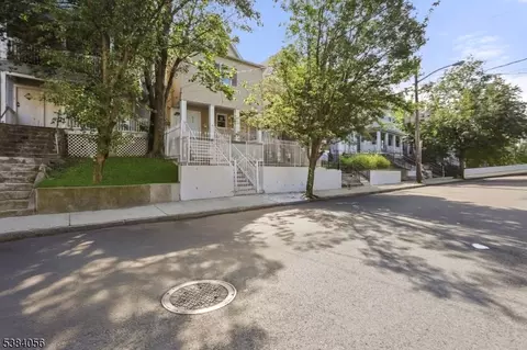 406 S 15th St, Newark, NJ 07103