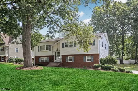 22 Mary Dr, Towaco, NJ 07082
