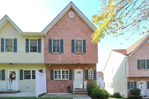 26 Riga Ct, Scotch Plains, NJ 07076