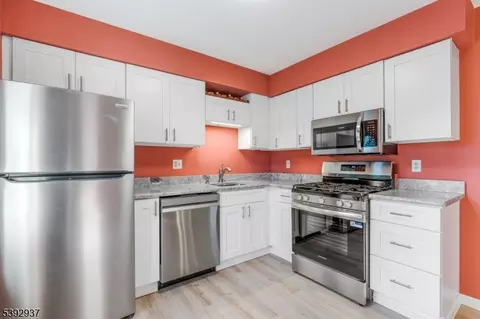 5 Foxhall # A, Middlesex, NJ 08846 photo 11