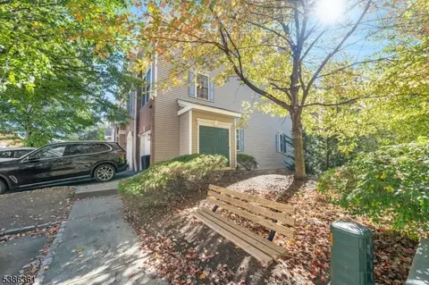 709 Donato Cir #709, Scotch Plains, NJ 07076
