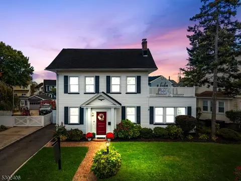 15 Parkway, Bloomfield Twp, NJ 07003