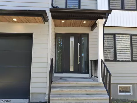 428 Railroad Ave, South Amboy, NJ 08879