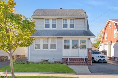 75 Scrivens St, Totowa, NJ 07512