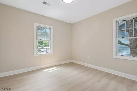 34 Emerald St, Hackensack, NJ 07601 photo 18