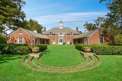 49 Liberty Corner Rd, Far Hills, NJ 07931