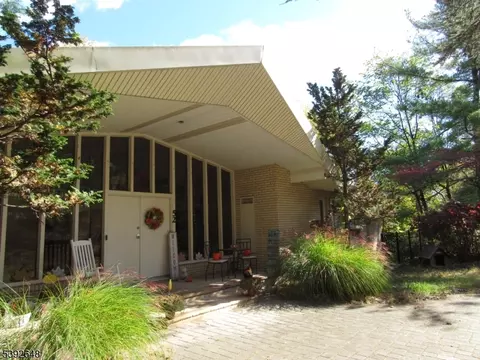52 Chopin Dr, Wayne, NJ 07470 photo 5