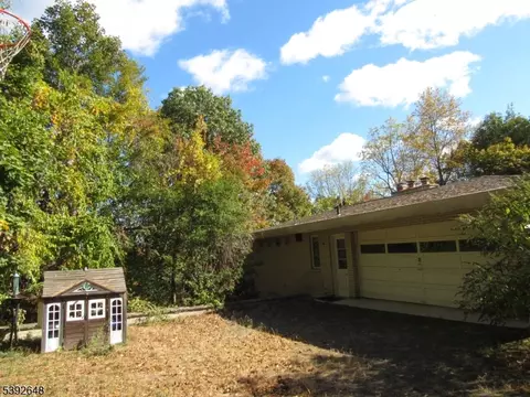 52 Chopin Dr, Wayne, NJ 07470 photo 21