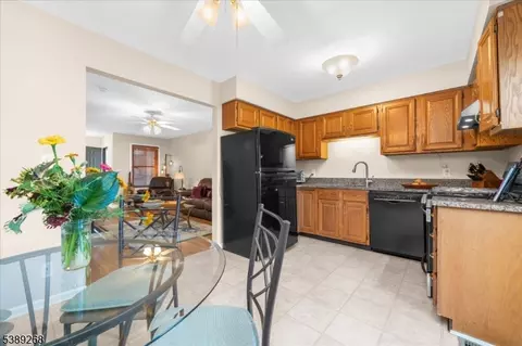 276 Spruce Ct, Flemington, NJ 08822 photo 10