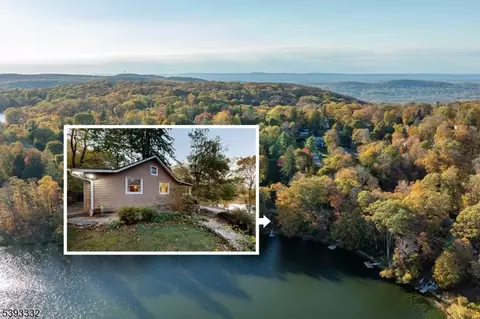 25 Lakeside Dr, Highland Lakes, NJ 07422