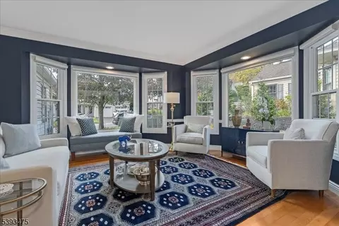 11 Shadowbrook Ln, Morristown, NJ 07960