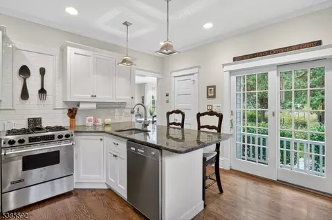 714 Dixie Ln, Plainfield, NJ 07062 photo 14
