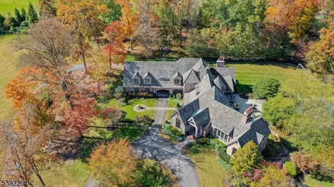 174 Liberty Corner Rd, Far Hills, NJ 07931