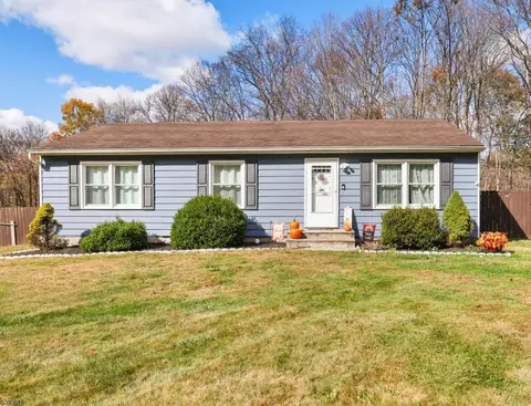 176 New Rd, Montague, NJ 07827