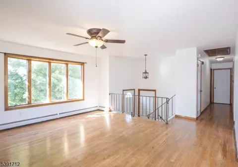 1422 Springtown Rd, Alpha, NJ 08865 photo 3